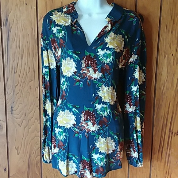 JustFab Tops - Floral Print Tunic NWT